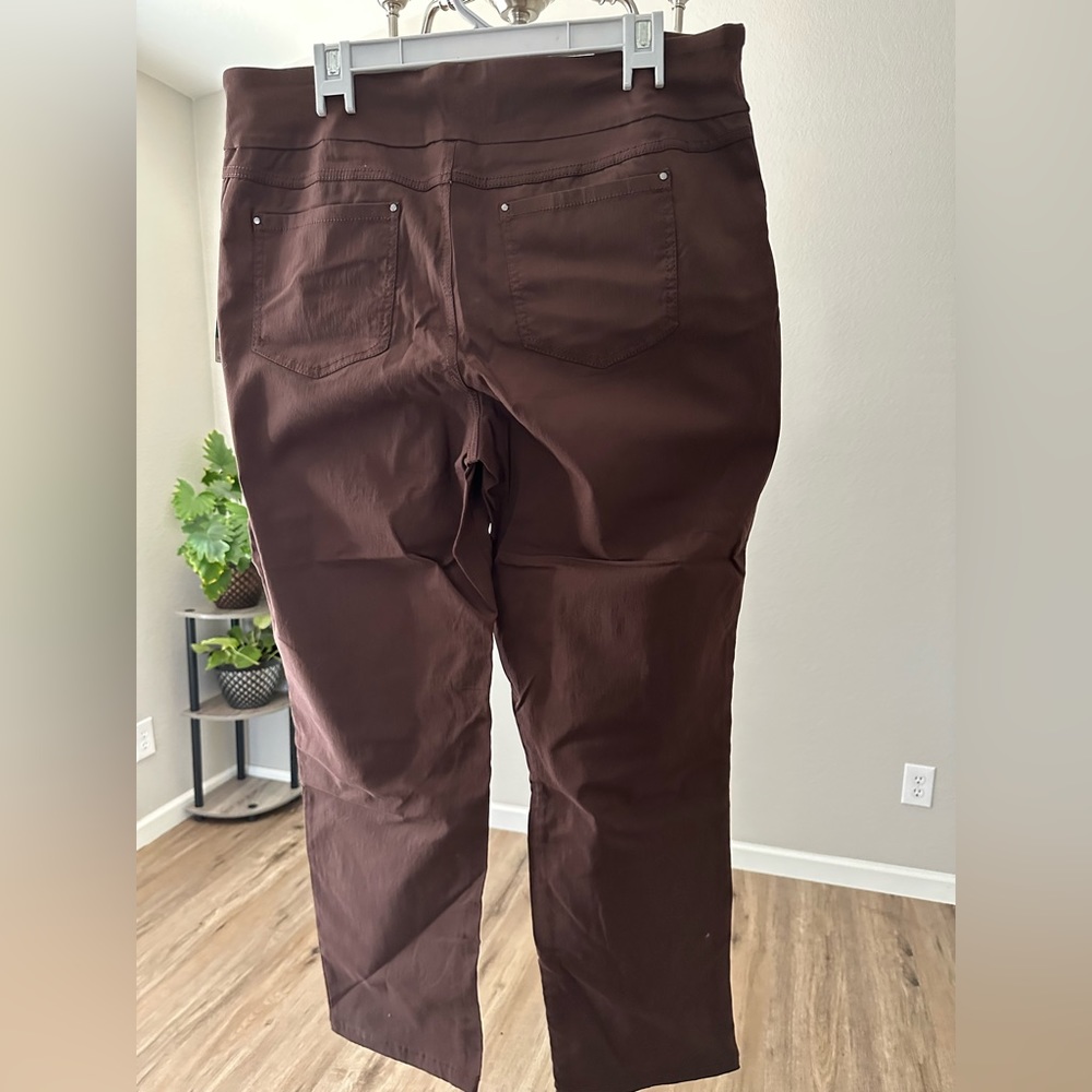 NWT WHITE STAG BROWN PANTS  SIZE XL 16-18